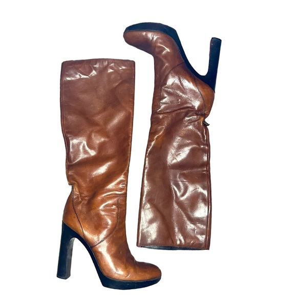 Gucci Shoes - Used Gucci Beatles Kid Heeled Boots Cocoa